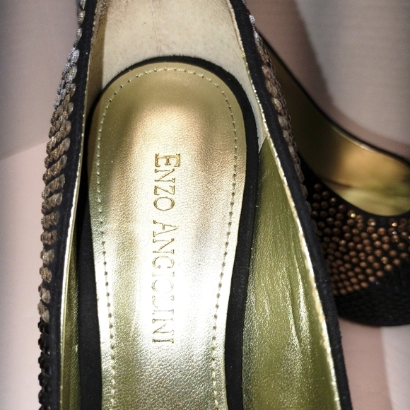 Enzo Angiolini silver gold and black rhinestones platform shoes Size: 6.5 - Picture 6 of 8